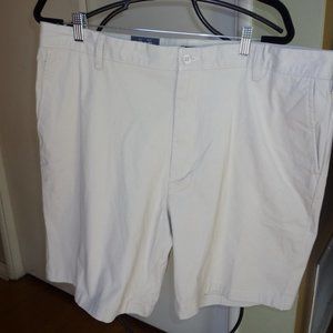 NAUTICA DECK SHORT NWT MEN SZ 40 KHAKI CLASSIC FIT